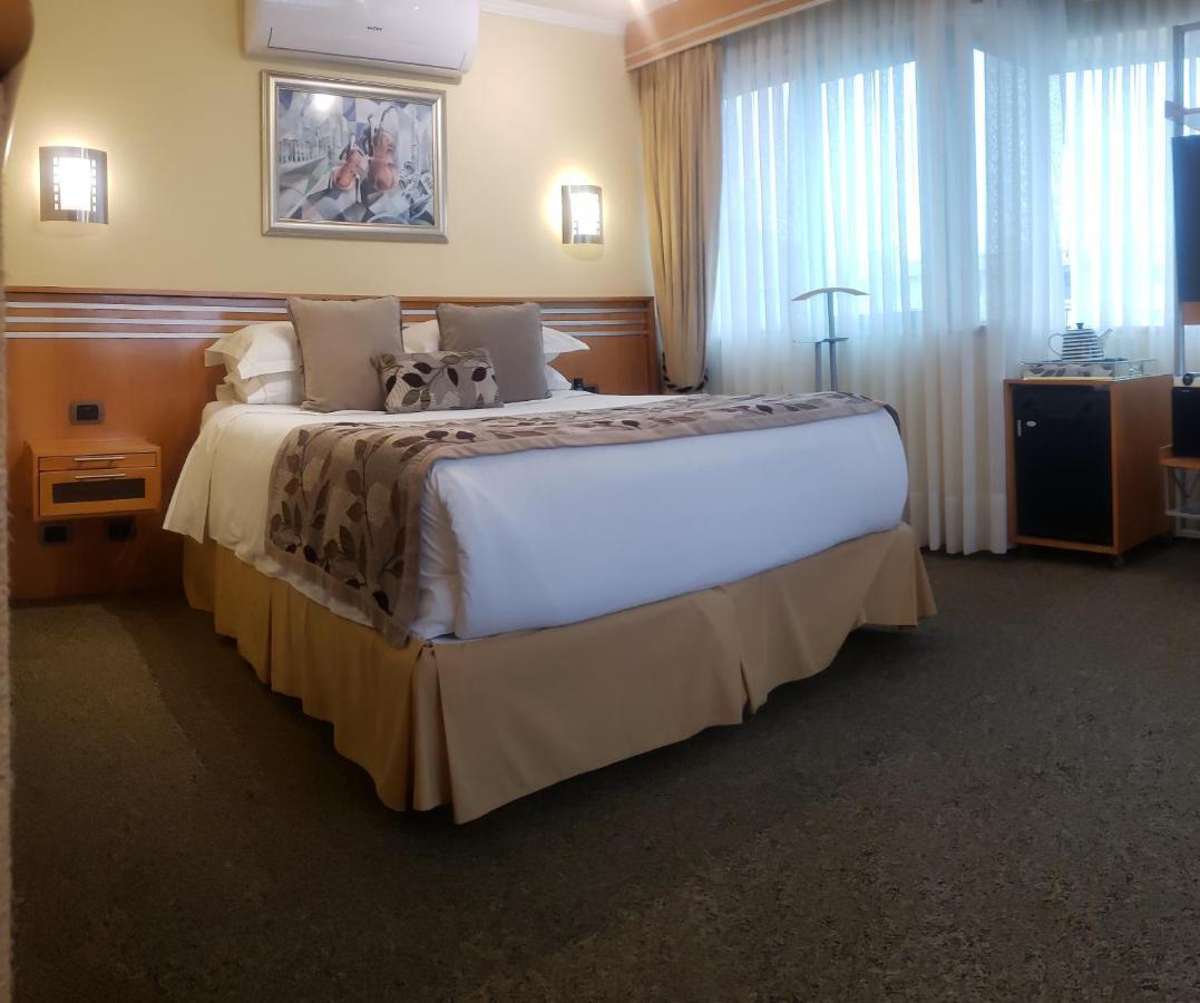 וינה דל מר Hotel Restaurante Ankara מראה חיצוני תמונה