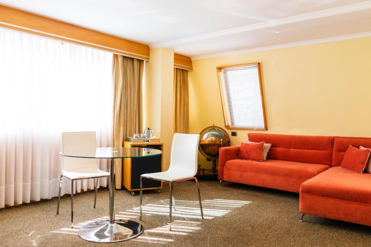 וינה דל מר Hotel Restaurante Ankara מראה חיצוני תמונה
