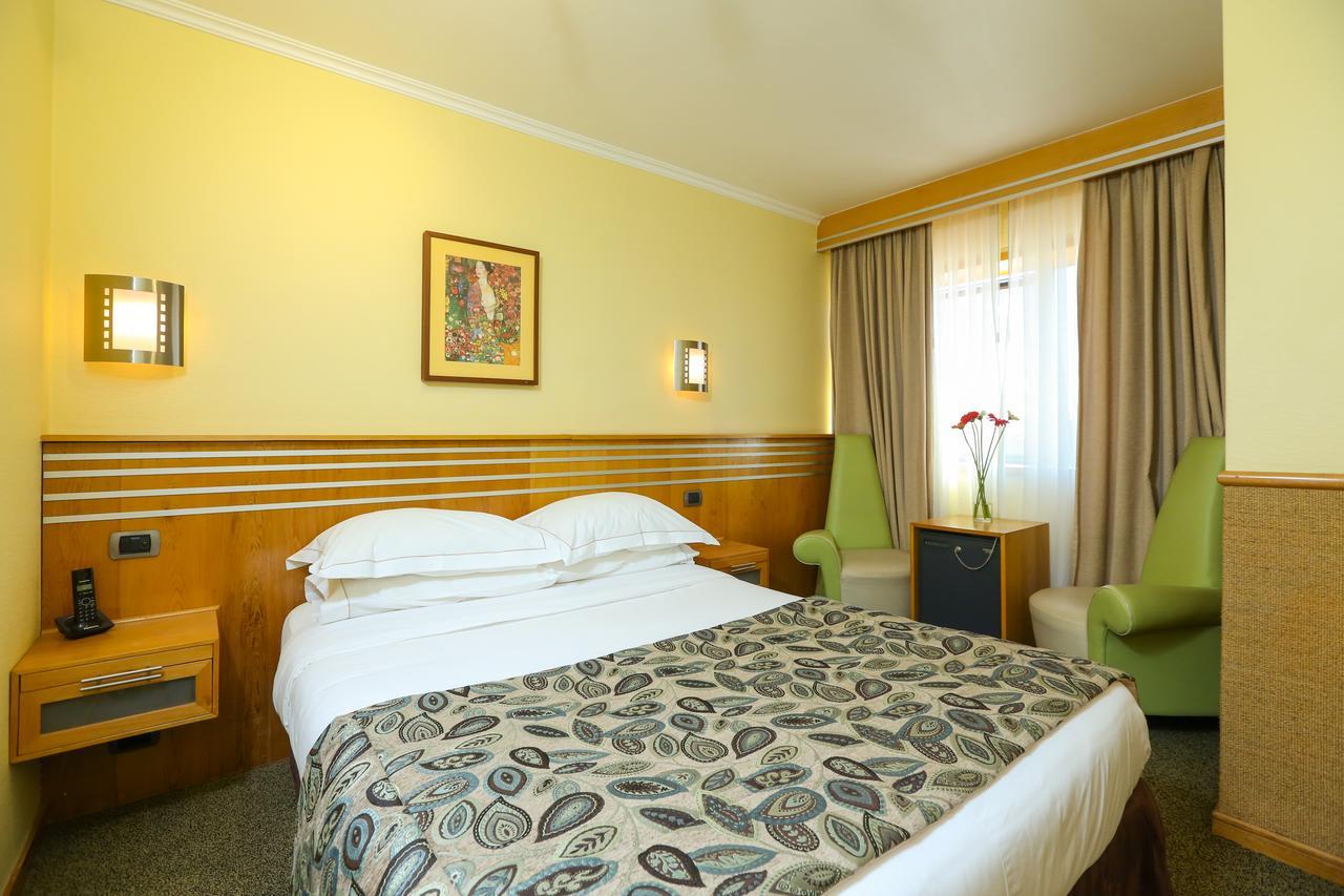 וינה דל מר Hotel Restaurante Ankara מראה חיצוני תמונה